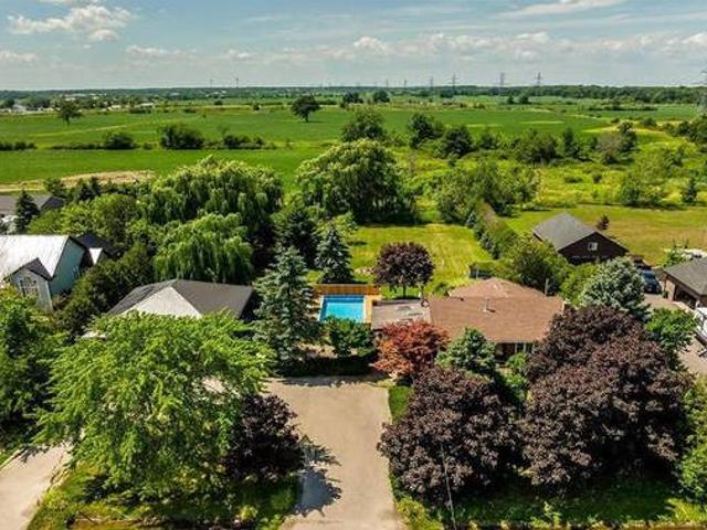 House for sale in Ancaster, Ontario