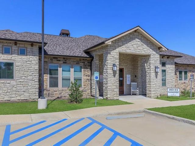 House for sale in Ellis, Texas