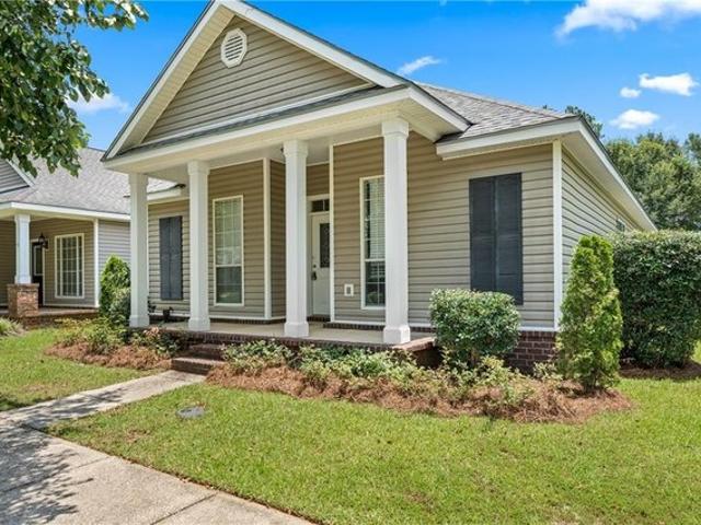House for sale in Daphne, Alabama
