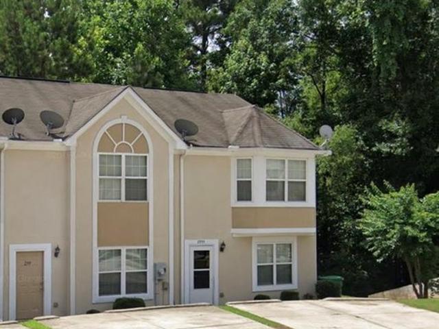 Townhouse for rent in Lithonia, Georgia