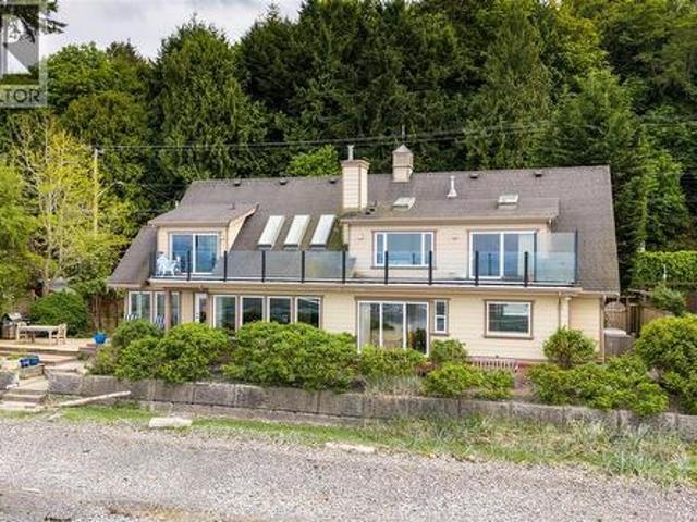 House for sale in Qualicum Beach, British Columbia