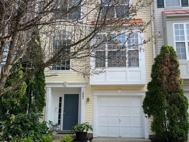 Townhouse for sale in Woodbridge