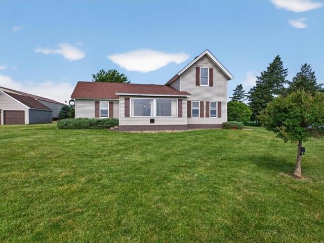 House for sale in Dysart, Iowa
