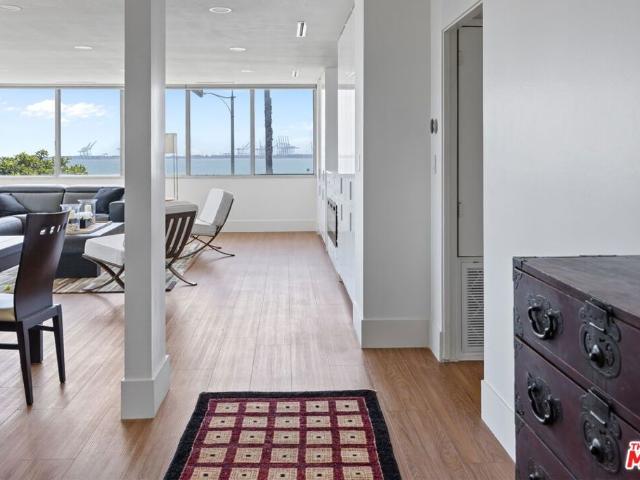 Condo for sale in Long Beach, California