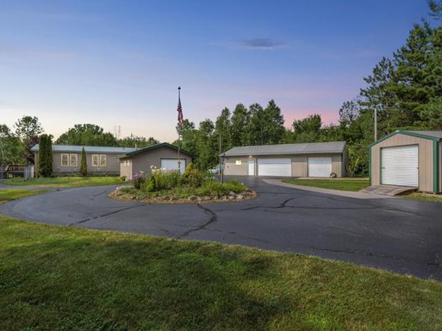 House for sale in Oconto, Wisconsin