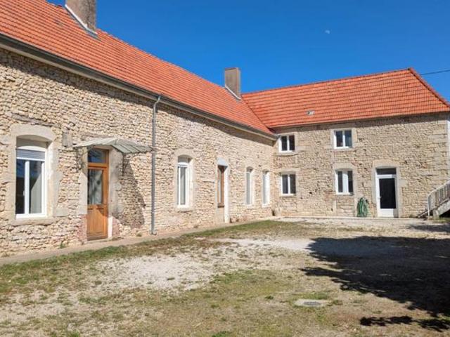 Maison vente à Dijon, Mirebeau-sur-bèze