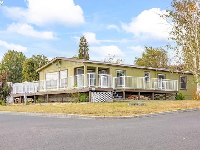 House for sale in Oregonia