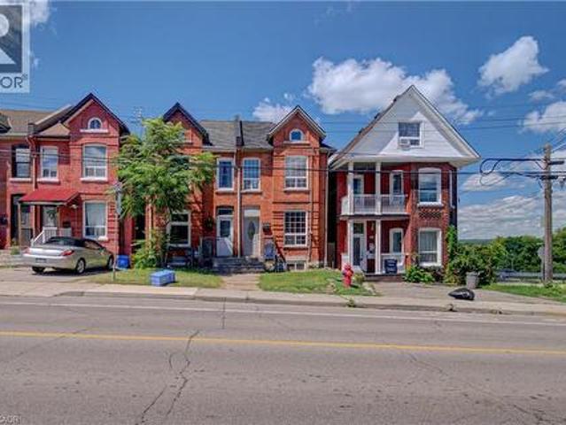 House for rent in Ancaster, Ontario