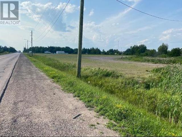 Commercial for rent in Pembroke, Ontario
