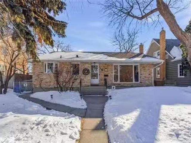 House for sale in East St. Paul, Manitoba