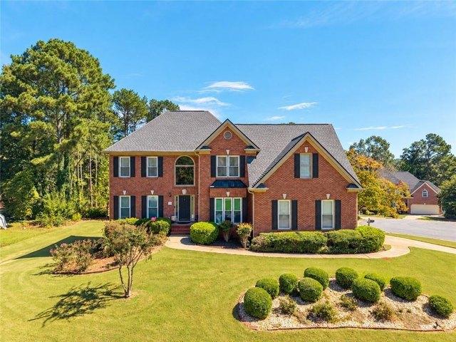 House for sale in Suwanee, Gwinnett County