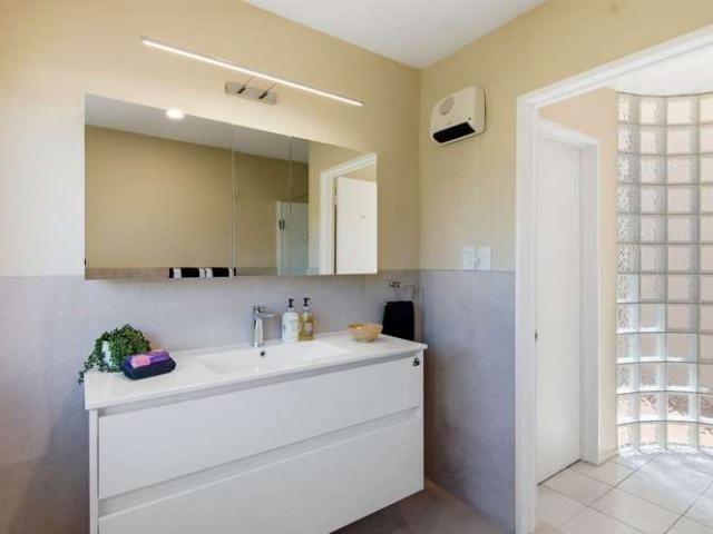 House for rent in Whangaparaoa