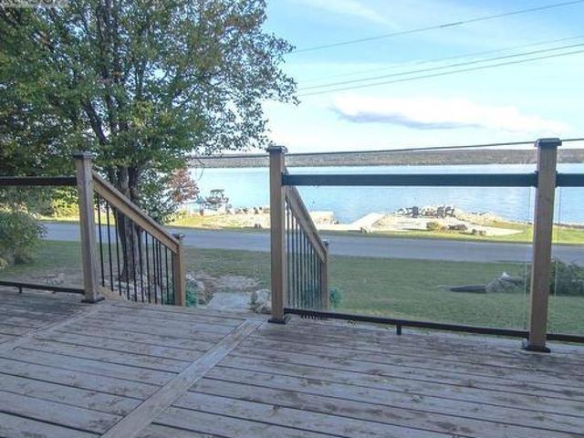 House for sale in Colpoy's Bay, Southwestern Ontario