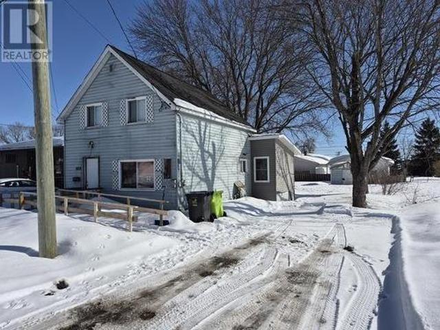 House for sale in Sault Sainte Marie, Ontario