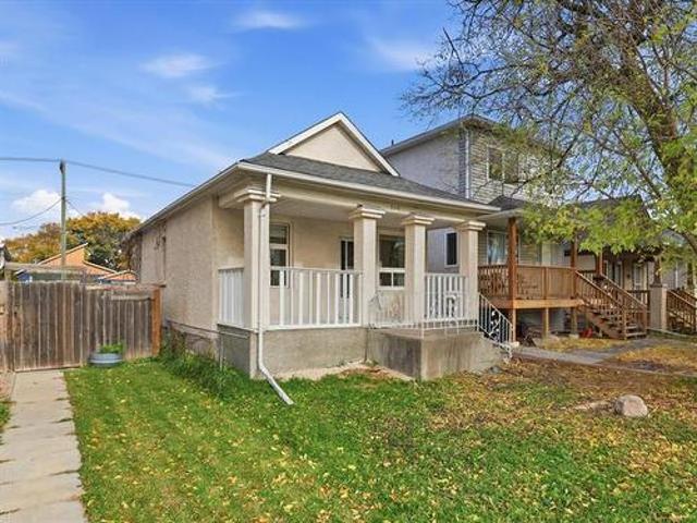 House for sale in West Kildonan, Winnipeg