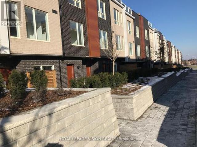 Townhouse for rent in Woburn, Ontario