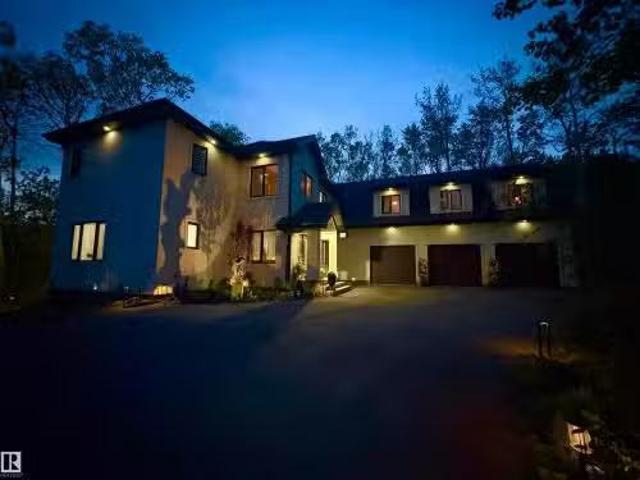 House for sale in Alberta