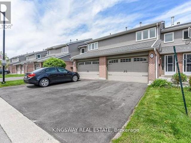 Townhouse for sale in Mississauga, Ontario