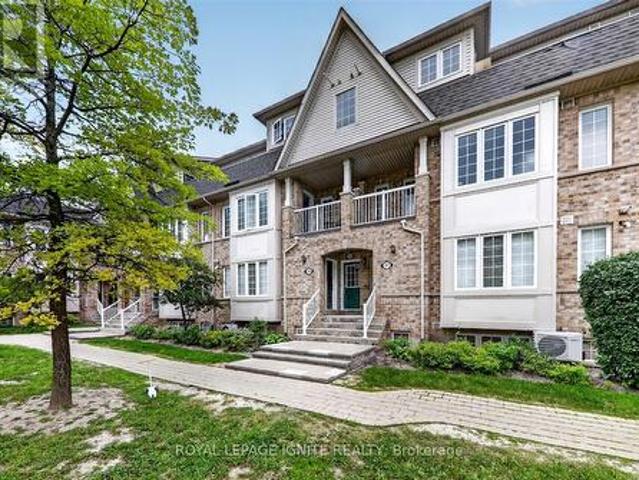 Townhouse for rent in Woburn, Ontario