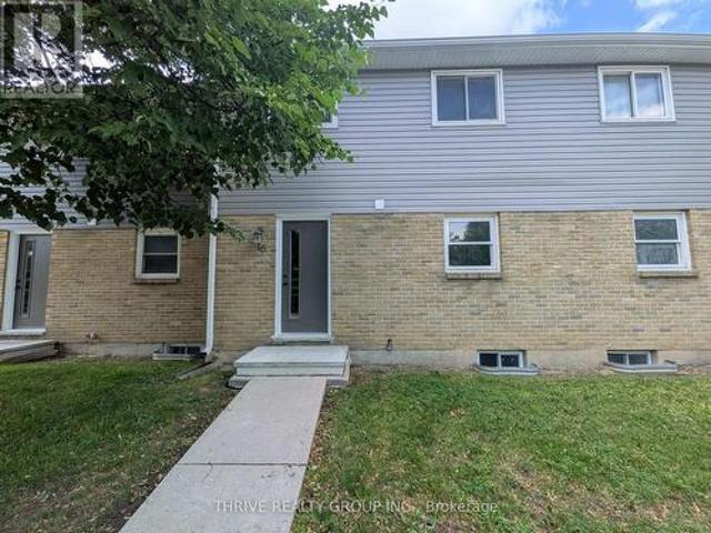 Townhouse for rent in Arva, Ontario