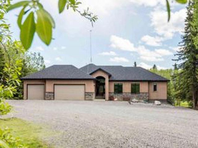 House for sale in Alberta