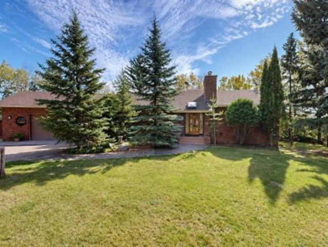 House for sale in Alberta