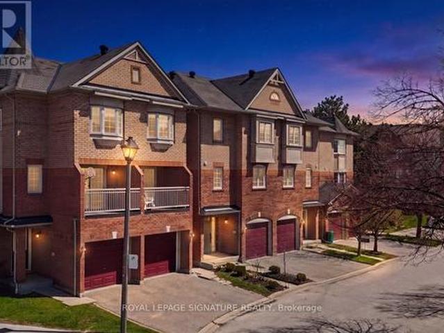 Townhouse for sale in Mississauga, Ontario