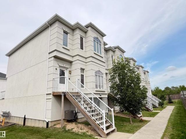 Townhouse for sale in Wedgewood, Alberta