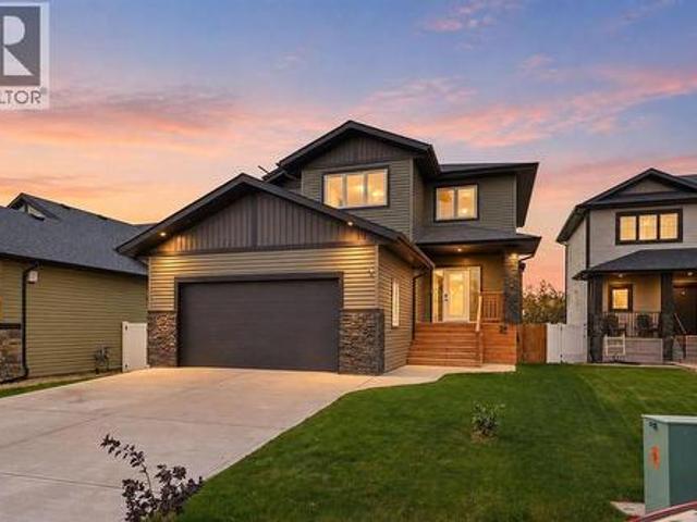 House for sale in Blackfalds