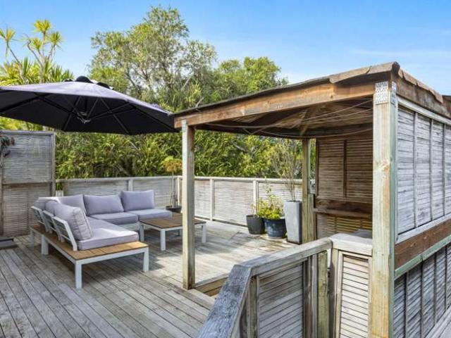 House for sale in Whangaparaoa