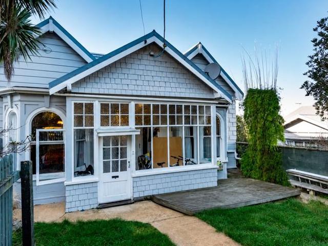 House for rent in Otakou
