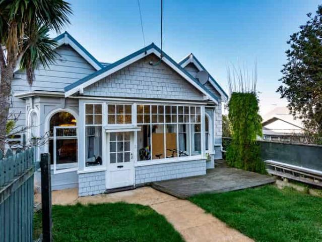 House for rent in Otakou
