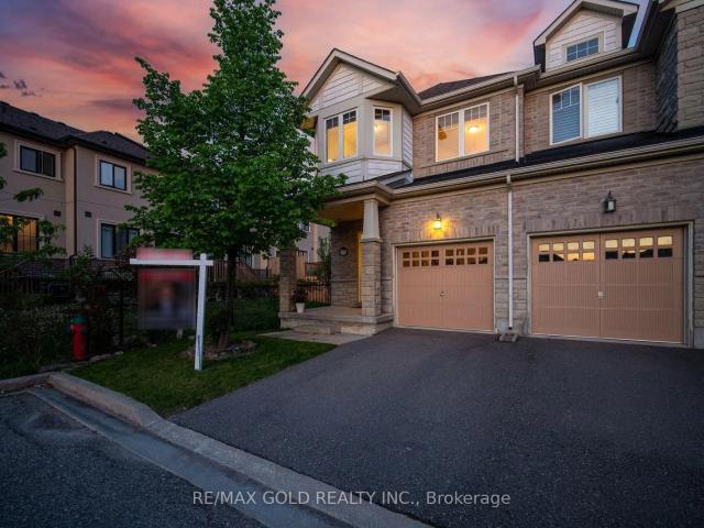 Townhouse for sale in Woburn, Ontario