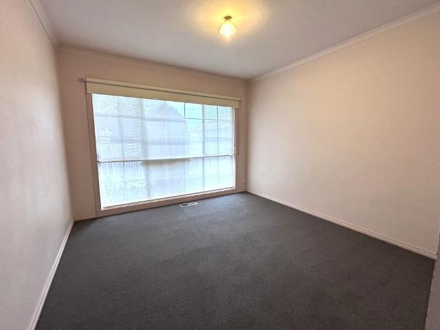 Townhouse for rent in Coburg, Melbourne