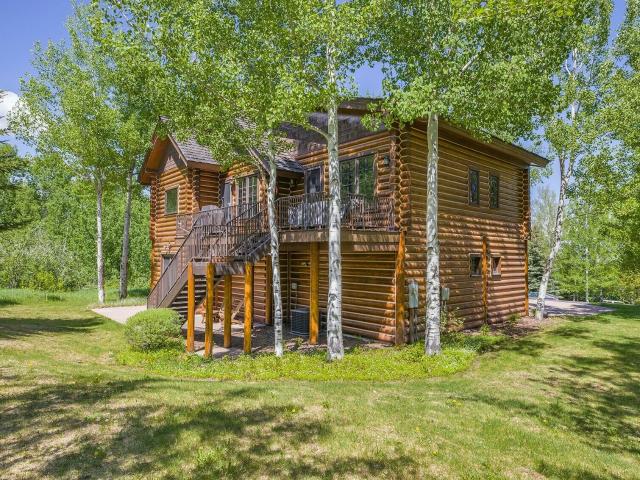 House for sale in Victor