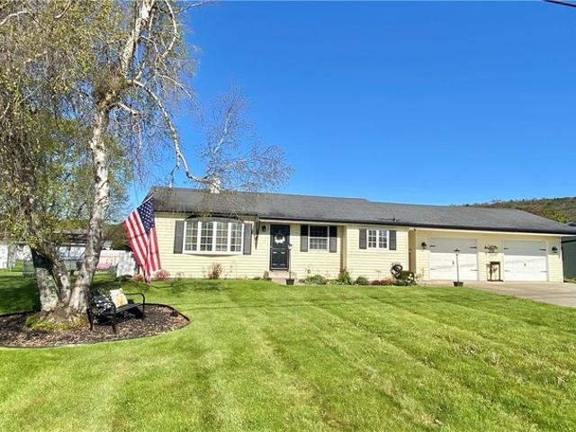 House for sale in Breesport, New York