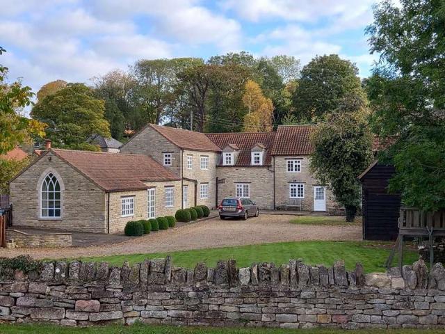 Farm for rent in Barholm, Lincolnshire