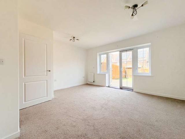 House for rent in Carshalton-on-the-Hill, Greater London