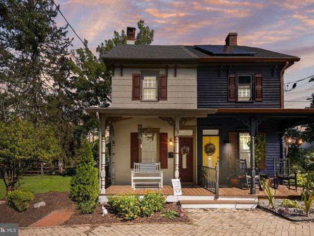 Townhouse for sale in Medford, New Jersey
