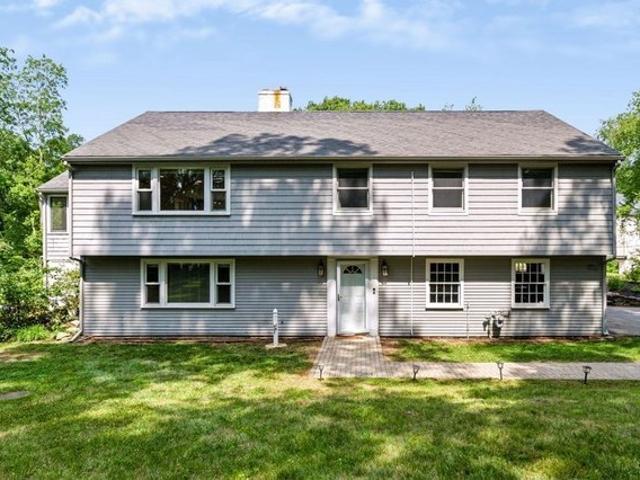 House for sale in Topsfield, Massachusetts