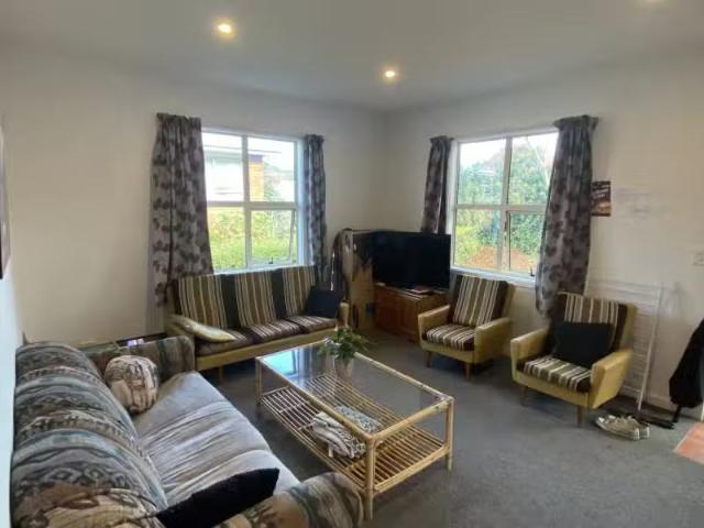 House for rent in Otakou