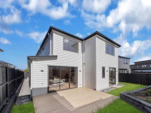 House for sale in Awhitu, Oroua County