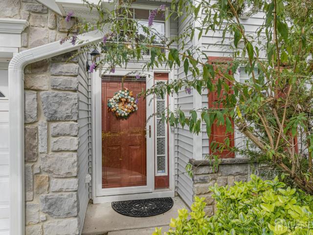 Townhouse for sale in Old Bridge Township, Middlesex County