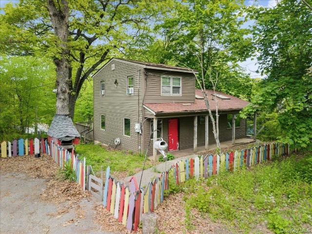 House for sale in Putnam Valley, New York