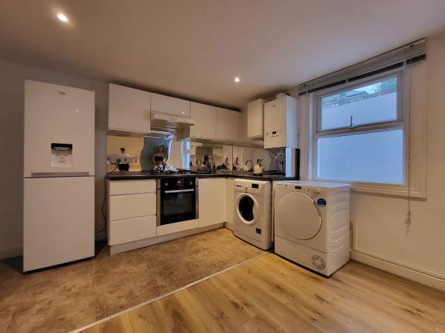 Apartment for rent in Clapham, Greater London