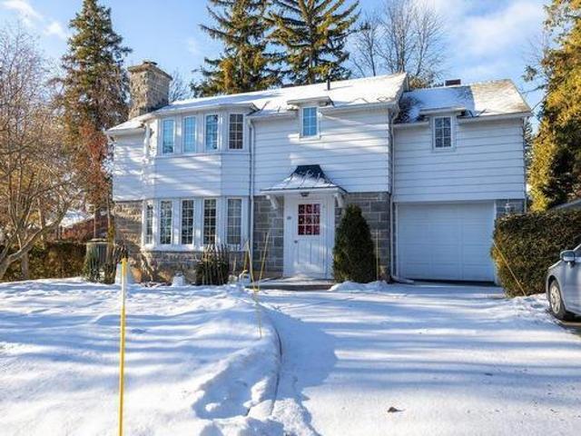House for sale in Beaconsfield House for sale in Beaconsfield