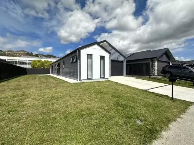 House for rent in Pauatahanui, Wellington
