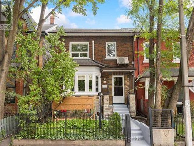 House for sale in Spadina—Fort York, Toronto