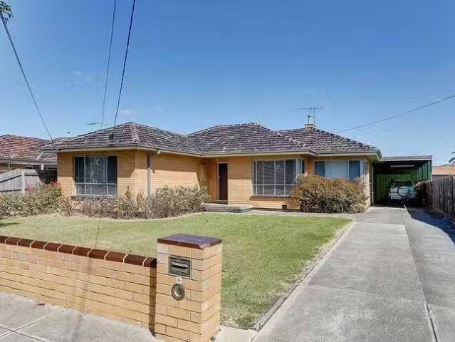 House for rent in Keilor, Victoria
