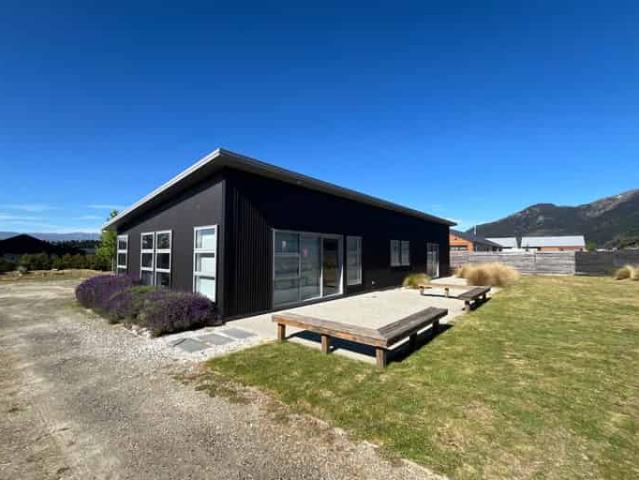 House for rent in Otakou
